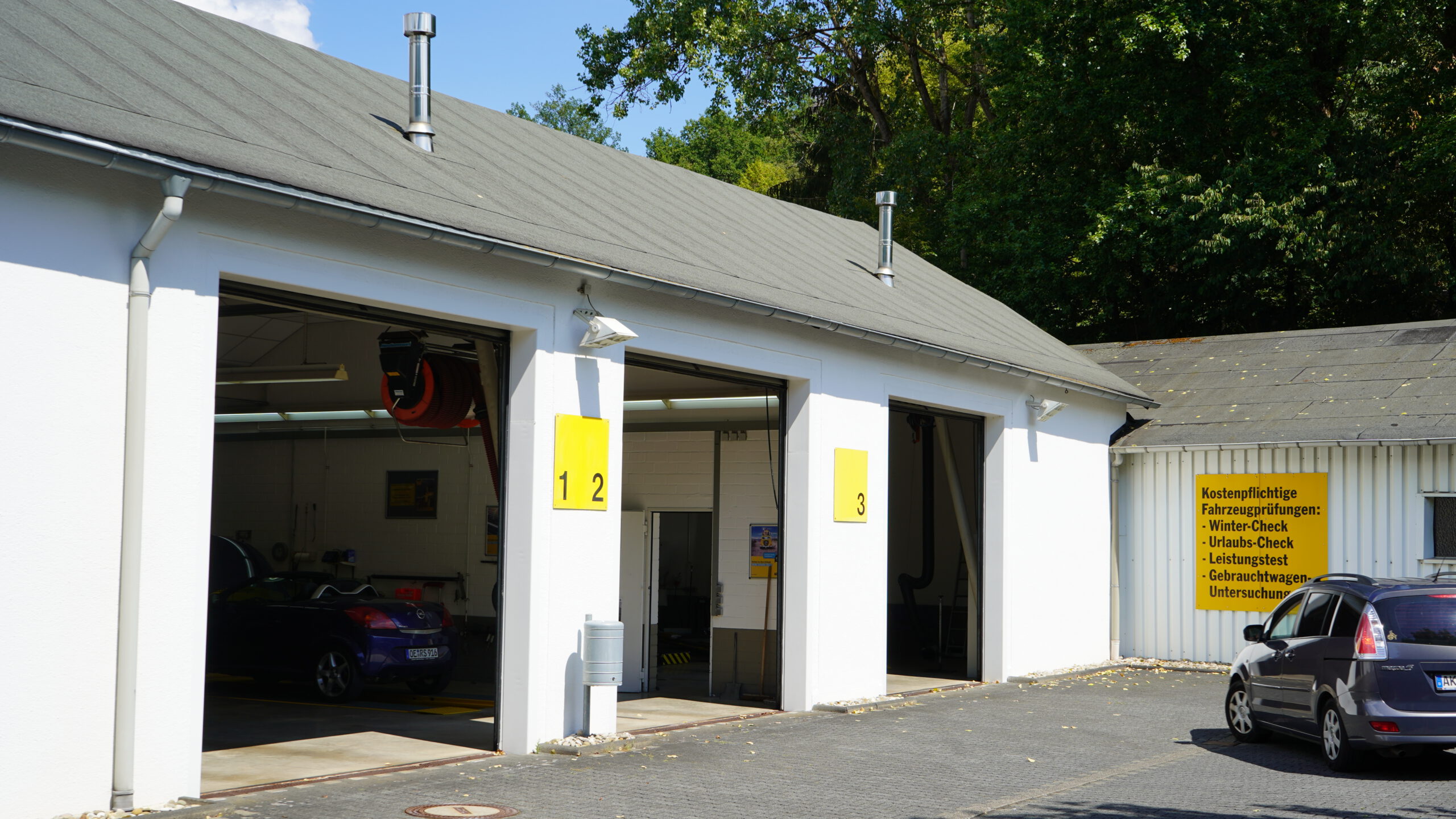 Prüfhalle Siegen aussen