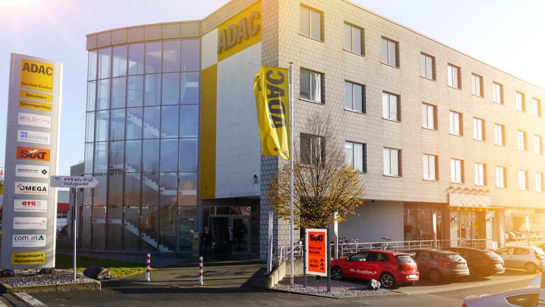 ADAC Geschäftsstelle und Prüfzentrum Münster
